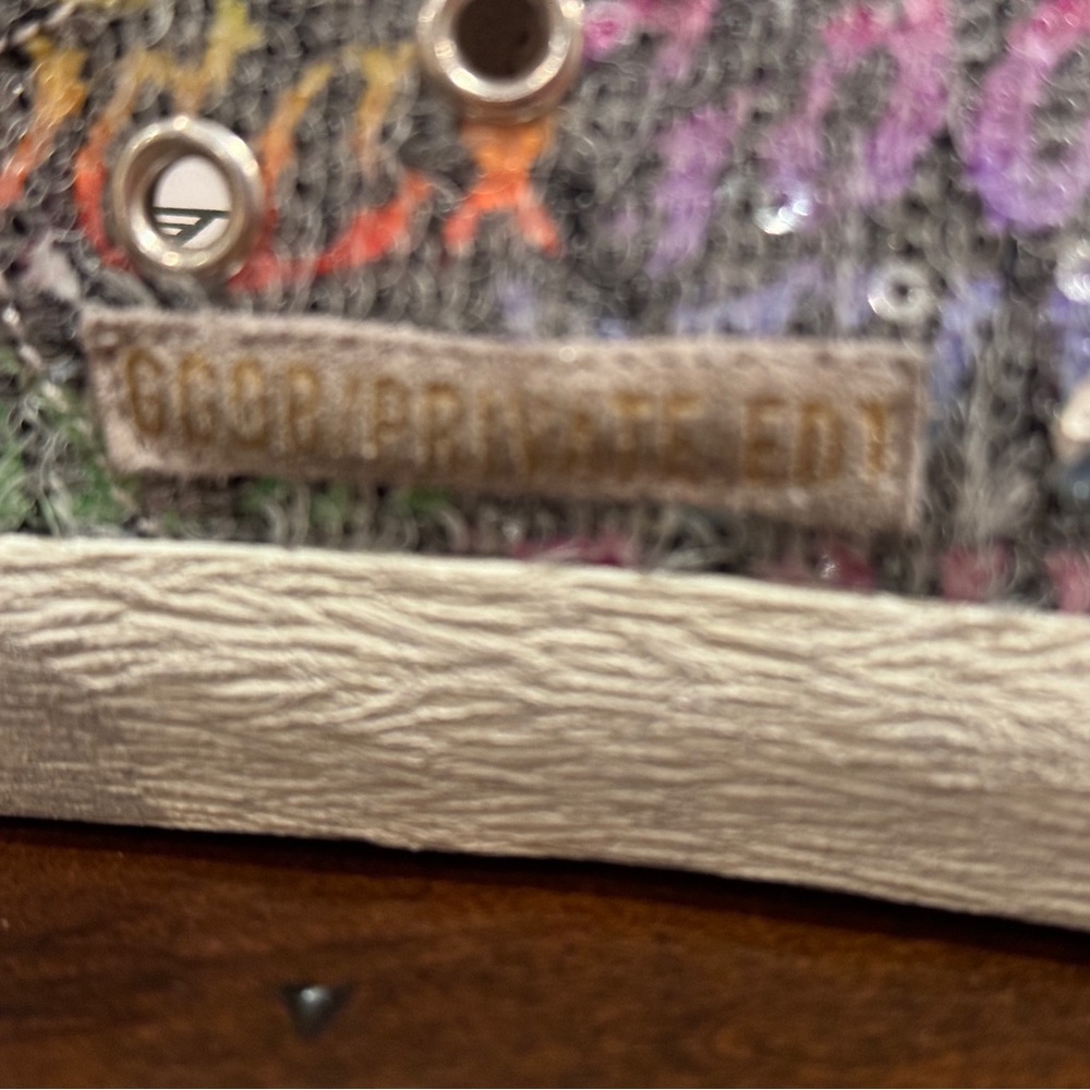 Golden Goose Sneakers in White with Distressed Finish and Iconic Star 40 Womens - Picture 2 of 11